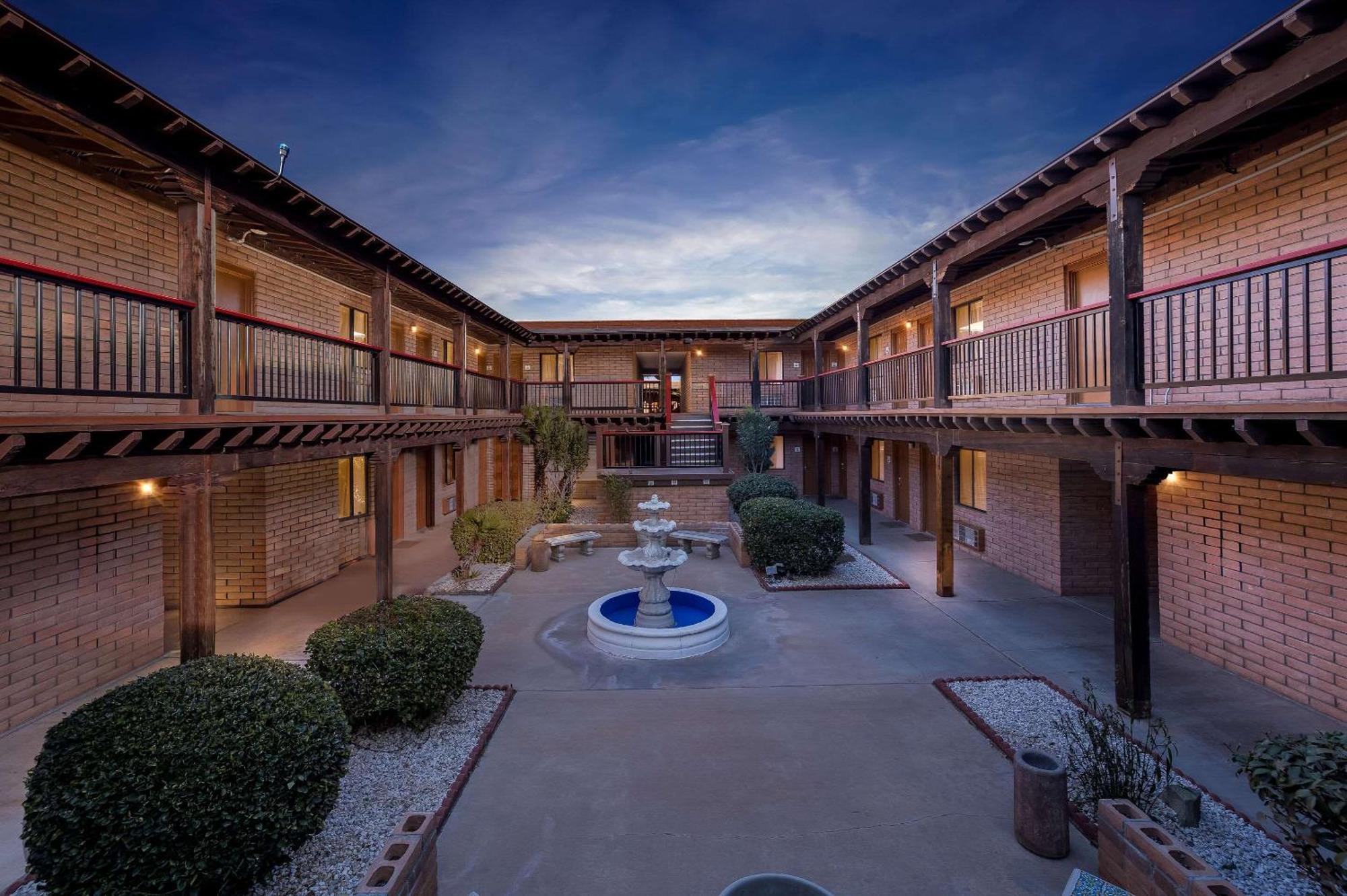 Clarion Inn Sierra Vista Eksteriør billede