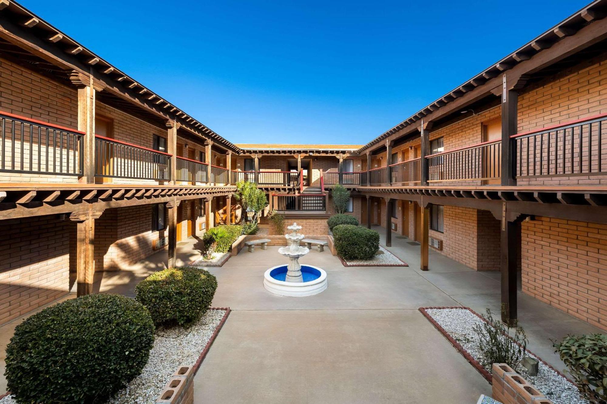 Clarion Inn Sierra Vista Eksteriør billede